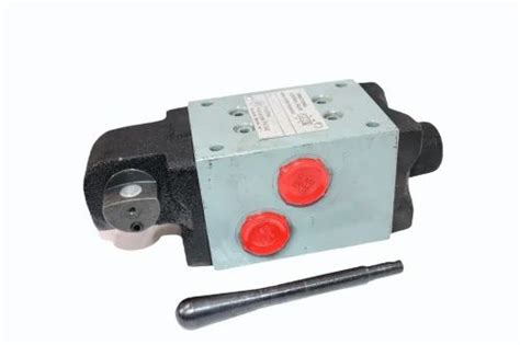 Hydraulic Valves - Lever Operated Directional Control Valve ...