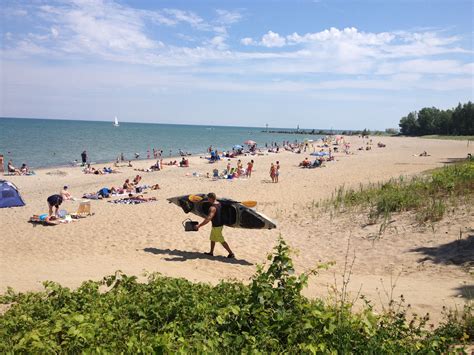 A perfect beach day on Lake Erie at Geneva State Park | Beach, State ...