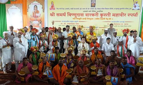 Varkari Wrestlers Shine at Pandharpur: Baliram Bahirwar, Sakharam Najan ...