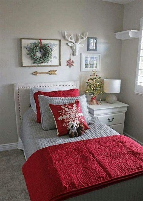 diy christmas decorations for your bedroom