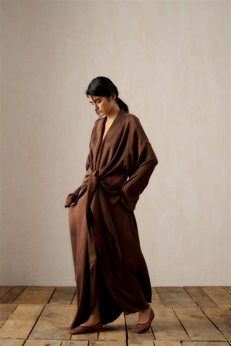 Allana Long Robe Dress | ituvana