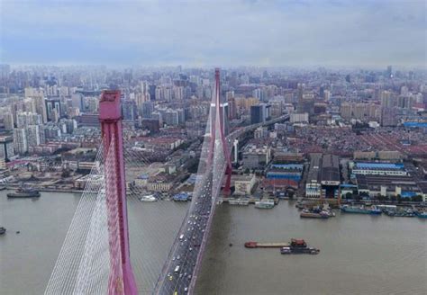 上海市杨浦区靠近杨浦大桥的旧里，在2018年内将面临大规模的拆迁