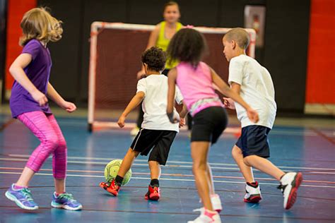 Gym/School 的图像结果