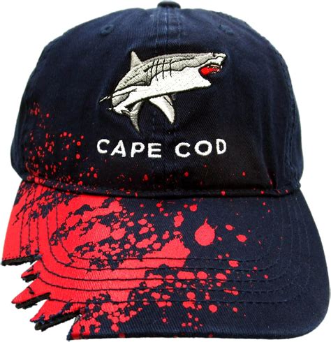 Amazon.com: Cape Cod Massachusetts Great White Shark Bite 棒球帽, 藍色 : 服裝 ...