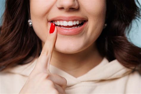Why Do Famous People Have Dentures? - Belmont Dental Centre