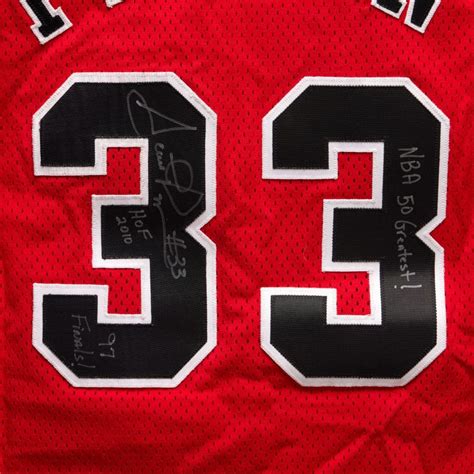 Scottie Pippen's collection, including Michael Jordan's 'Dream Team ...