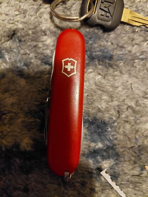 What models are these victorinox multi tools? : r/knives