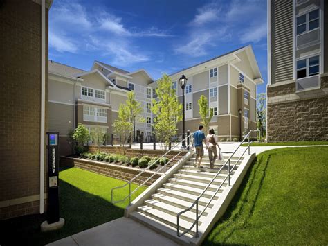 University Drive South Apartments at Jake Woolley blog