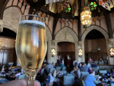 Where To Get Beer and Alcohol at Magic Kingdom