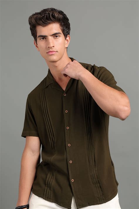 IDENTITI Men Slim Fit Lapel Collar Solid Shirt In Olive.