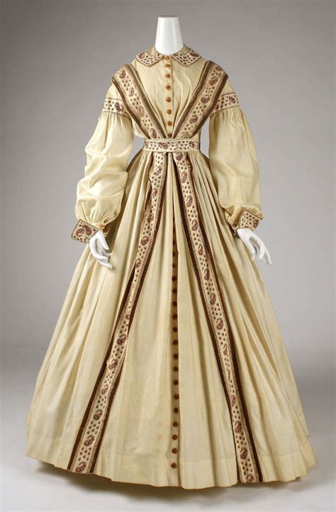 Pin by Suzie Finlay on 1860s Fashions | Historical dresses, 1860 ...