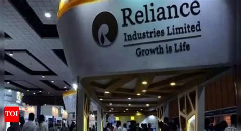 Reliance: RIL, Brookfield tie up to make green energy items in ...