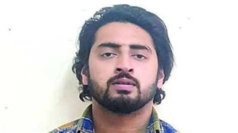 No bail for Delhi riots poster boy Shahrukh Pathan who pointed a ...