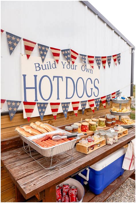 How to throw a diy hot dog bar party – Artofit