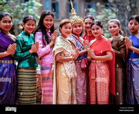 Thai Traditional Clothing