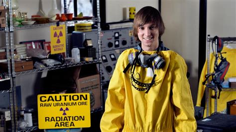 Garage prodigy: 14-year-old boy built a nuclear fusion device in his ...