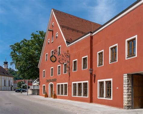BRAUEREIGASTHOF UND HOTEL SCHATTENHOFER (Beilngries) - Hotel Reviews ...