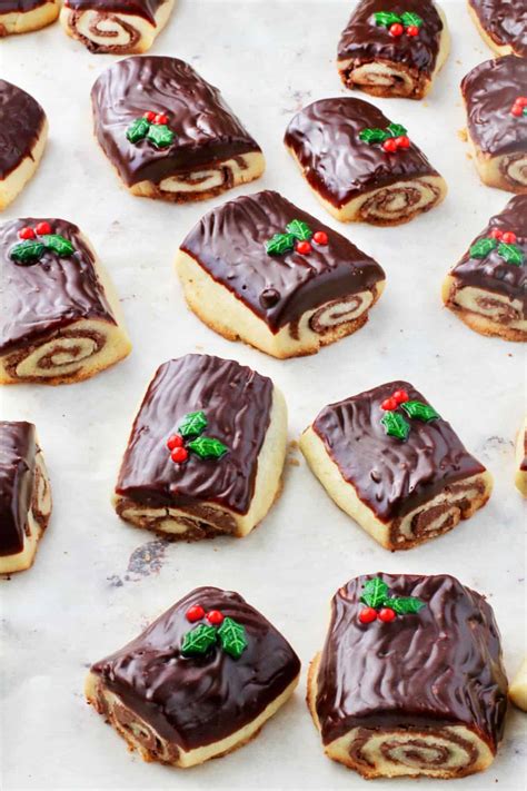 Bûche de Noël Cookies | Karen's Kitchen Stories