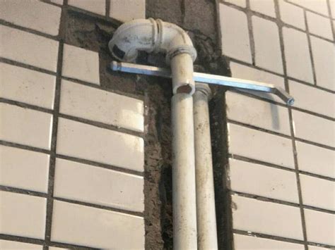 家庭管道漏水的9个最常见原因_排水_电器_系统