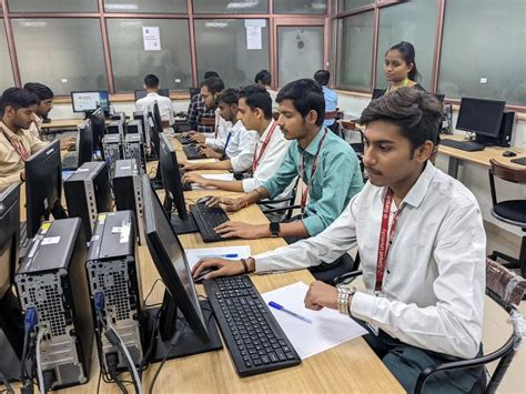 Internship Drive GUNI