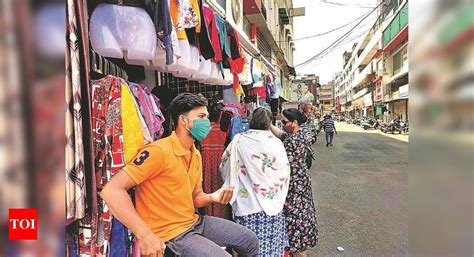 Sitabuldi and Itwari markets reopen amid strict safety protocols ...