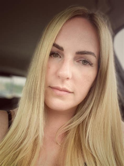 My 32+ face with no make up : r/Rateover30