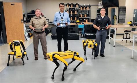 Robotics Projects for Engineering Students 的图像结果