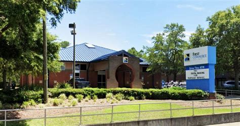 Bank Sign 的图像结果