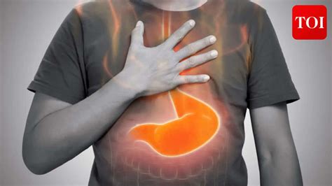 Why heartburn gets worse at night? Harvard doc reveals simple fix
