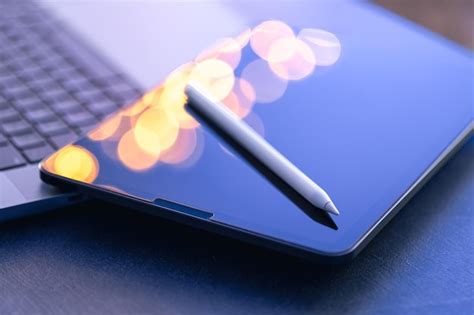 Computer Tablet with Pen 的图像结果