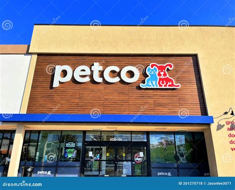 Petco Store Front