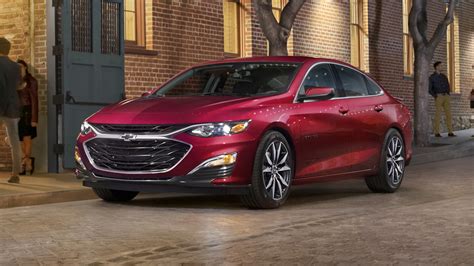 2022 Chevrolet Malibu Review: Expert Insights, Pricing, and Trims