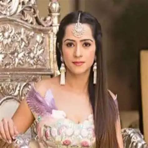 Top Indian Fashion Designers Who Are Redefining Fashion Wear – Rocky Star