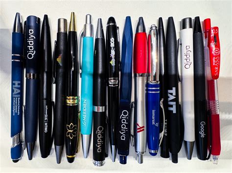 Visual diary 202. Corporate merchandise | Spanish Lens