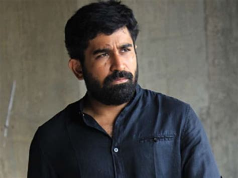 साउथ के एक्टर विजय एंटनी की बेटी का निधन, 12वीं क्लास में कर रही थीं ...