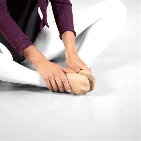 Snapklik.com : IncStores 1.2mm Thick Reversible Dance Floor Roll Low ...