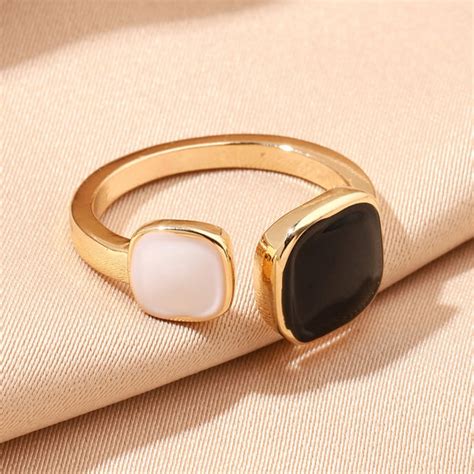 Buy Anti-Tarnish Jewellery Online - Earrings, Bracelets & Rings – Salty ...