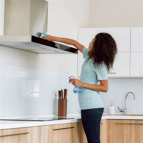 Expert Kitchen Clean Tips | Nestasia