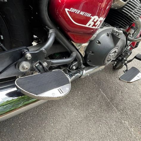 Super Meteor 650 - Pillion Footboards