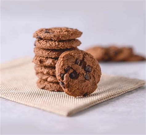 Baking Bond Jamshedpur|Buy Best Eggless Choco Chip Cookies Online