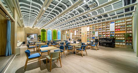 十点书店-案例展示-厦门五维装饰设计工程有限公司