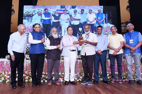 The Minister of State for External Affairs and Education, Dr. Rajkumar ...