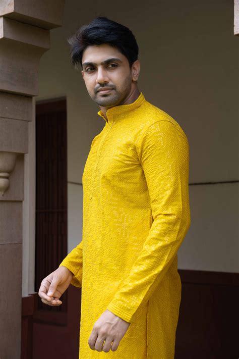 Chikan Kari Kurta - Yellow – TRENDS OF INDIA