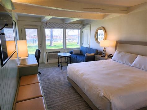 THE ABBEY RESORT (Fontana) - Resort Reviews, Photos, Rate Comparison ...