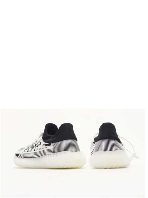 Adidas Yeezy 350 V2 CMPCT SLATE black white – Stuff Factory