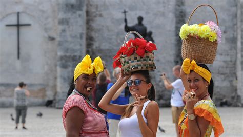 Traditional Traditions In Cuba | Les Traditions De Cuba – KAZJT
