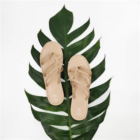 Sanaa Beige – The Madras Trunk