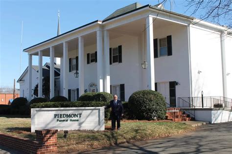 LEXINGTON LANDMARK. The renovated plantation home built in 1837 is now ...