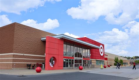 High Pointe Commons - Levin Management