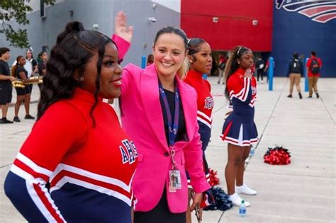 Miami Dade Public School Calendar 2024-2025: Grow, Learn, and Thrive ...